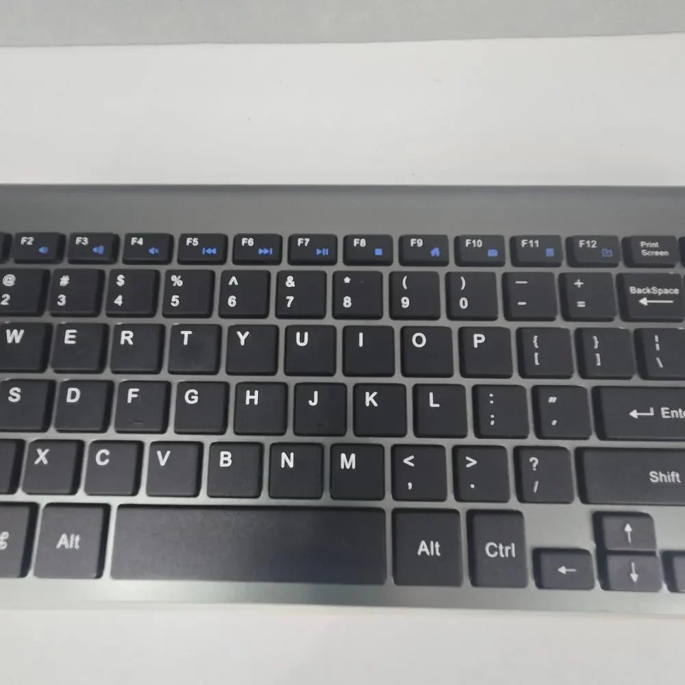 JoyAccess KB2 Slim Wireless Full Keyboard Gray & Silver with 2.4G USB Receiver